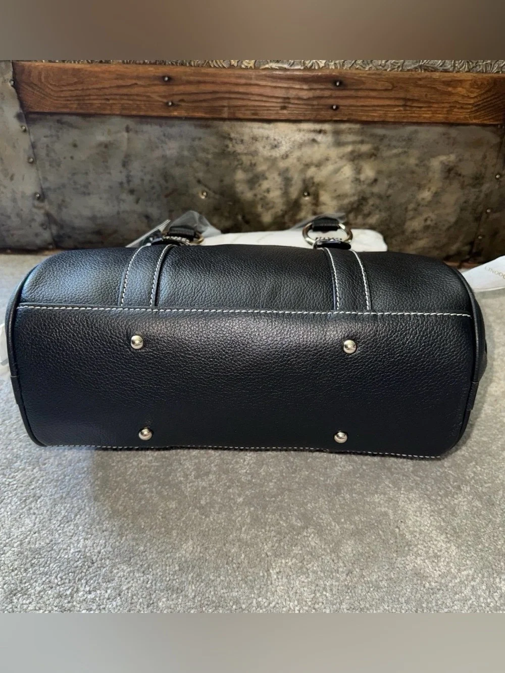 NWT Dooney & Bourke Sorrento Satchel 30 in black